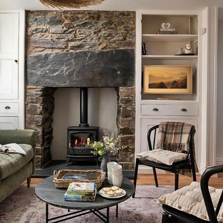 Finest Retreats - Bwthyn Llechi, Slate Cottage 블레노페스티니오그 외부 사진