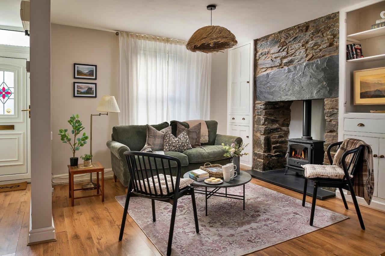 Finest Retreats - Bwthyn Llechi, Slate Cottage 블레노페스티니오그 외부 사진